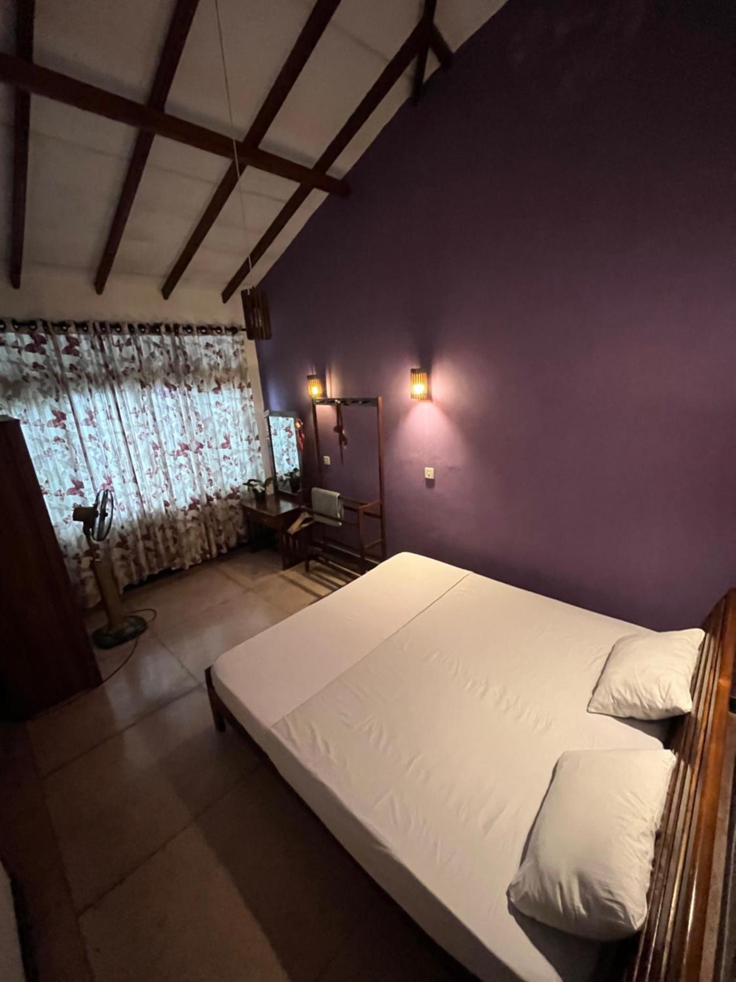 Rustic Mahaweli Lejlighed Kandy Værelse billede